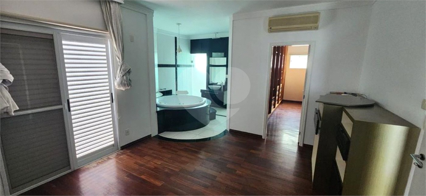 Casa à venda com 4 suítes no condomínio Aldeia da Mata, Votorantim - SP
