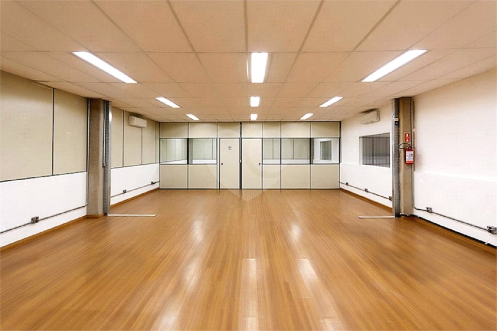 Sala para alugar em Protestantes, Votorantim, SP