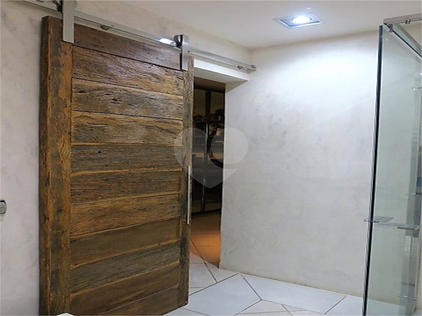 Casa em condomínio à venda com 4 quartos, sendo 3 suítes, em Jardim Vitória Régia, São Paulo, SP