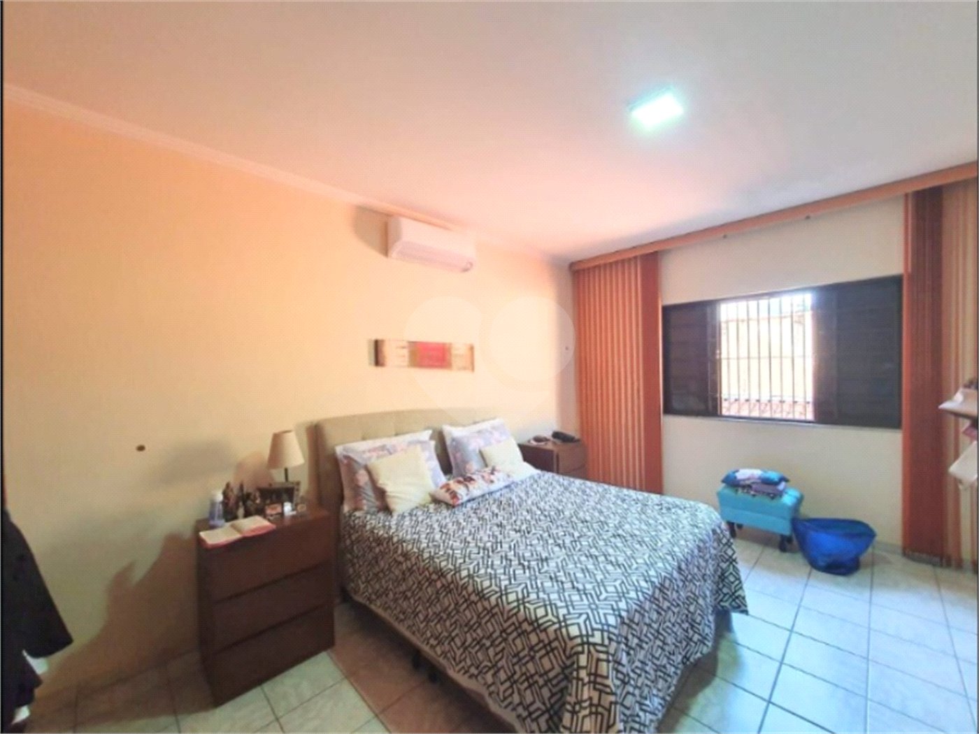 Casa à venda com 3 quartos, sendo 1 suíte,  em Jardim Santa Rosália, Sorocaba, SP