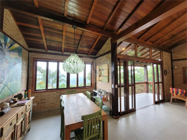 Casa à venda com 2 quartos, sendo 1 suíte,  em Serra da Cantareira, Mairiporã, SP