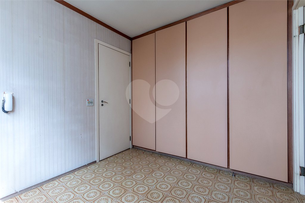 Apartamento à venda com 3 quartos, sendo 1 suíte, em Santa Cecília, São Paulo, SP