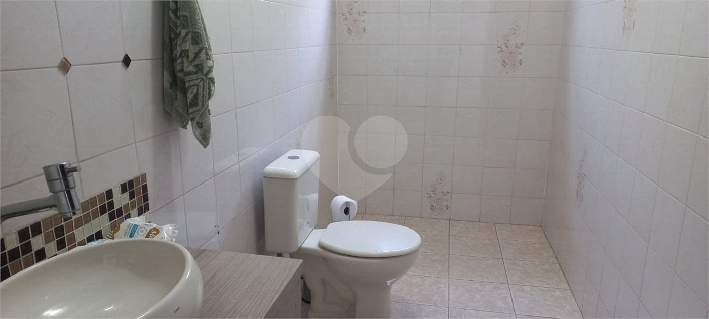 Sobrado à venda com 3 quartos, sendo 1 suíte, em Vila Ema, São Paulo, SP