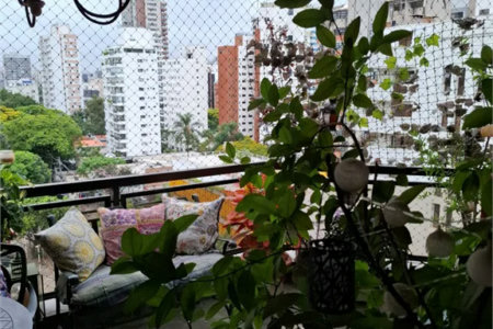 Apartamento à venda com 4 quartos, sendo 2 suítes, em Brooklin Paulista, São Paulo, SP