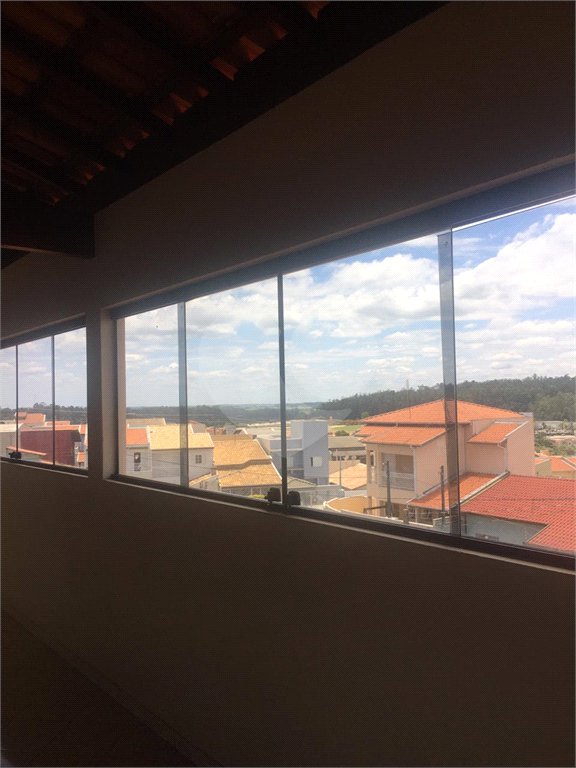Sobrado à venda com 4 quartos, sendo 1 suíte, em Vila Rubens, Indaiatuba, SP