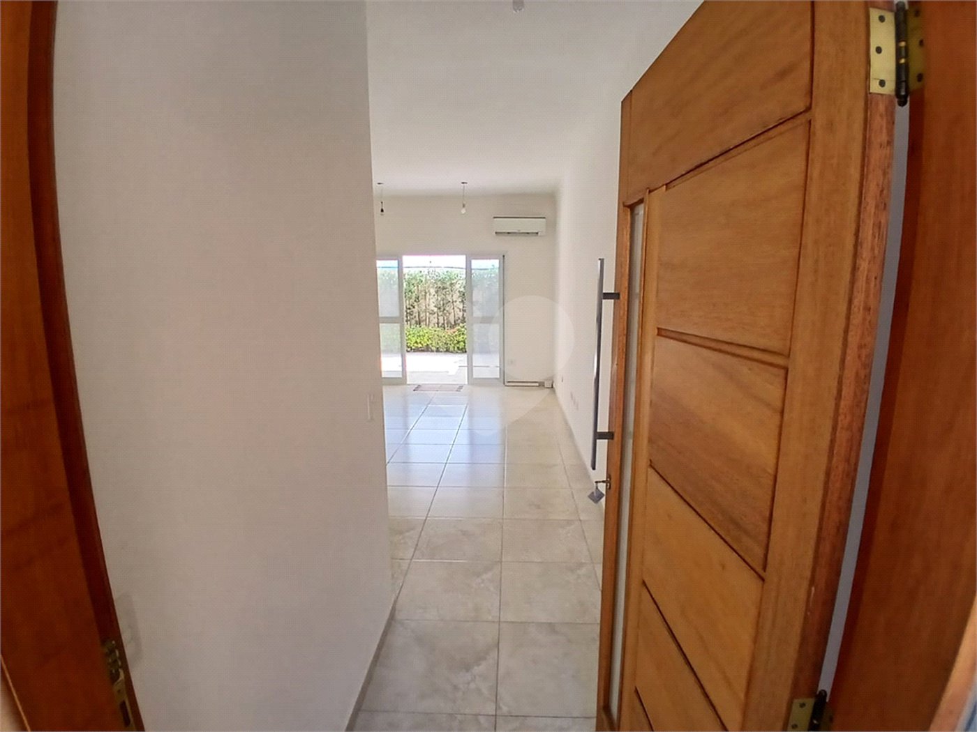 Casa à venda com 3 quartos, sendo 1 suíte, no condomínio Golden Park Residence II, Sorocaba - SP