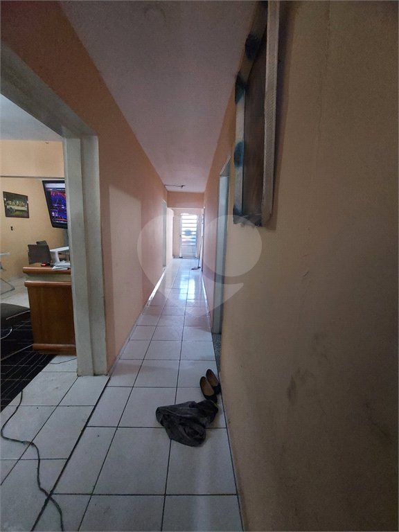 Sobrado à venda com 8 quartos no Brasilândia, São Paulo, SP