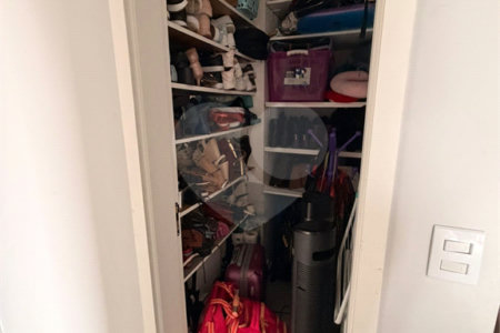 Apartamento à venda com 3 quartos, sendo 1 suíte,  no Centro, Diadema, SP