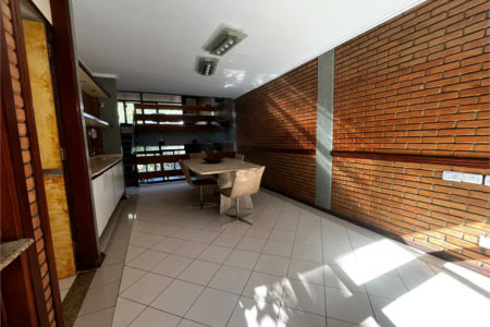 Sobrado à venda com 3 quartos, sendo 1 suíte, em Rolinópolis, São Paulo, SP