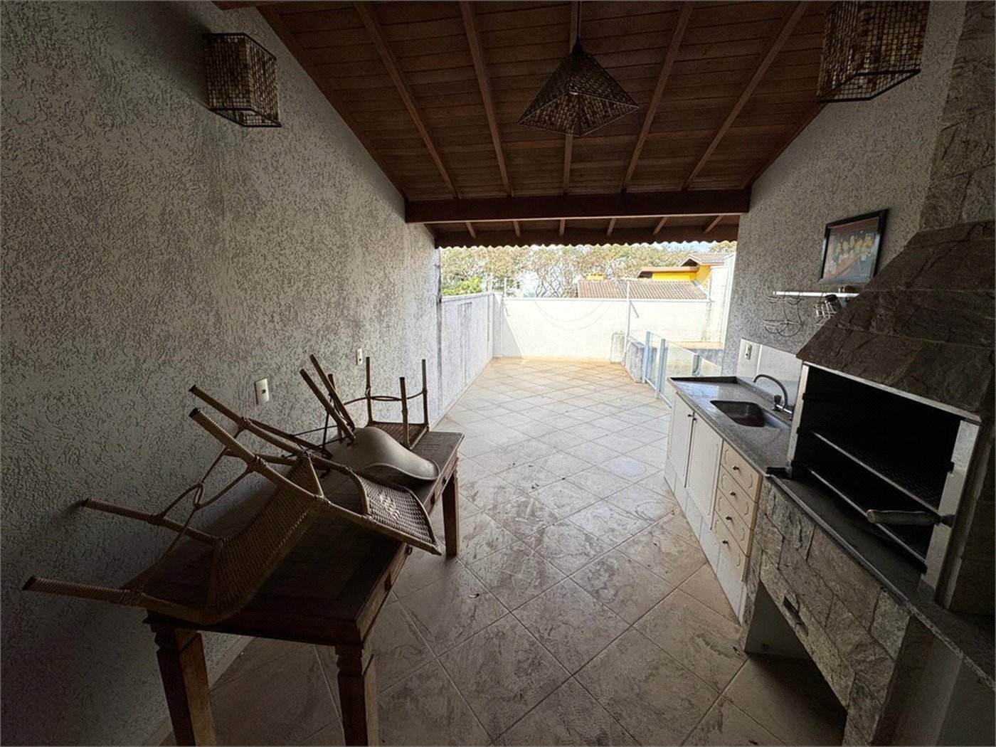 Casa à venda com 4 quartos, sendo 1 suíte, em Jardim das Samambaias, Jundiaí, SP
