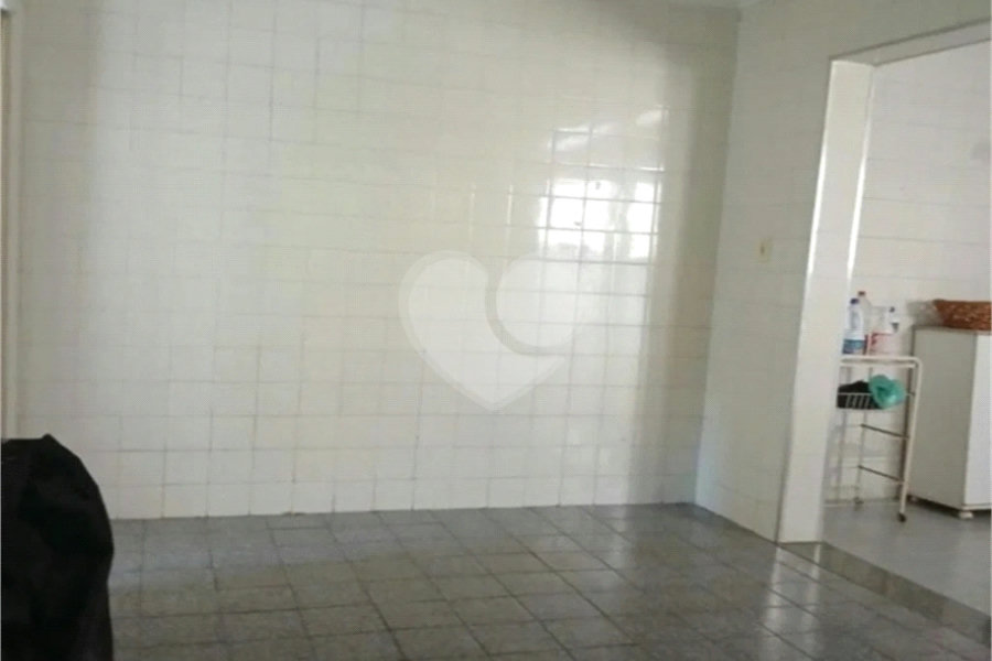 Casa à venda com 3 quartos, sendo 1 suíte, em Vila Mariana, São Paulo, SP