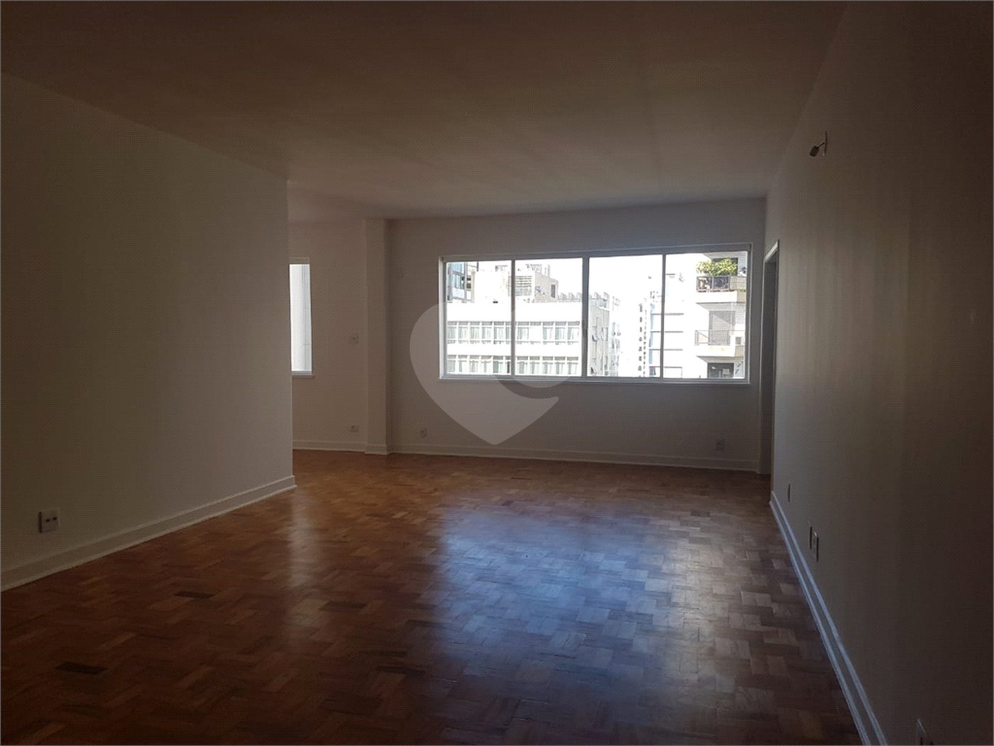 Apartamento à venda com 3 quartos, sendo 1 suíte, em Jardim Paulista, São Paulo, SP