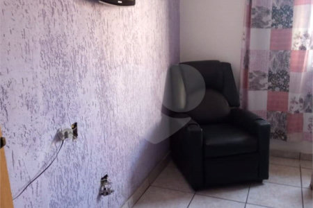 Casa à venda com 2 quartos em Jardim Luciana, Itaquaquecetuba, SP