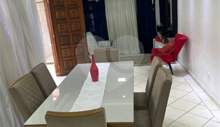 Sobrado à venda com 2 quartos, sendo 1 suíte, em Ferreira, São Paulo, SP