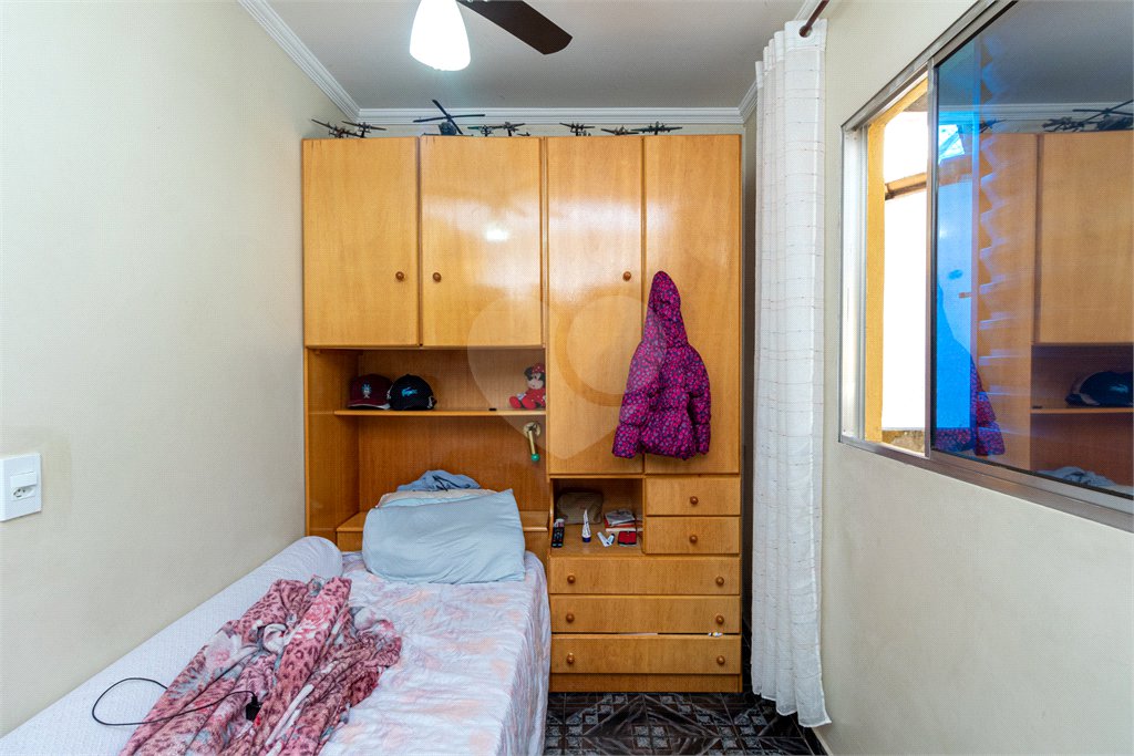 Casa à venda com 3 quartos, sendo 1 suíte, em Jardim Paris, São Paulo, SP