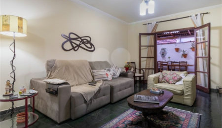 Casa à venda com 3 suítes em Santana, São Paulo, SP