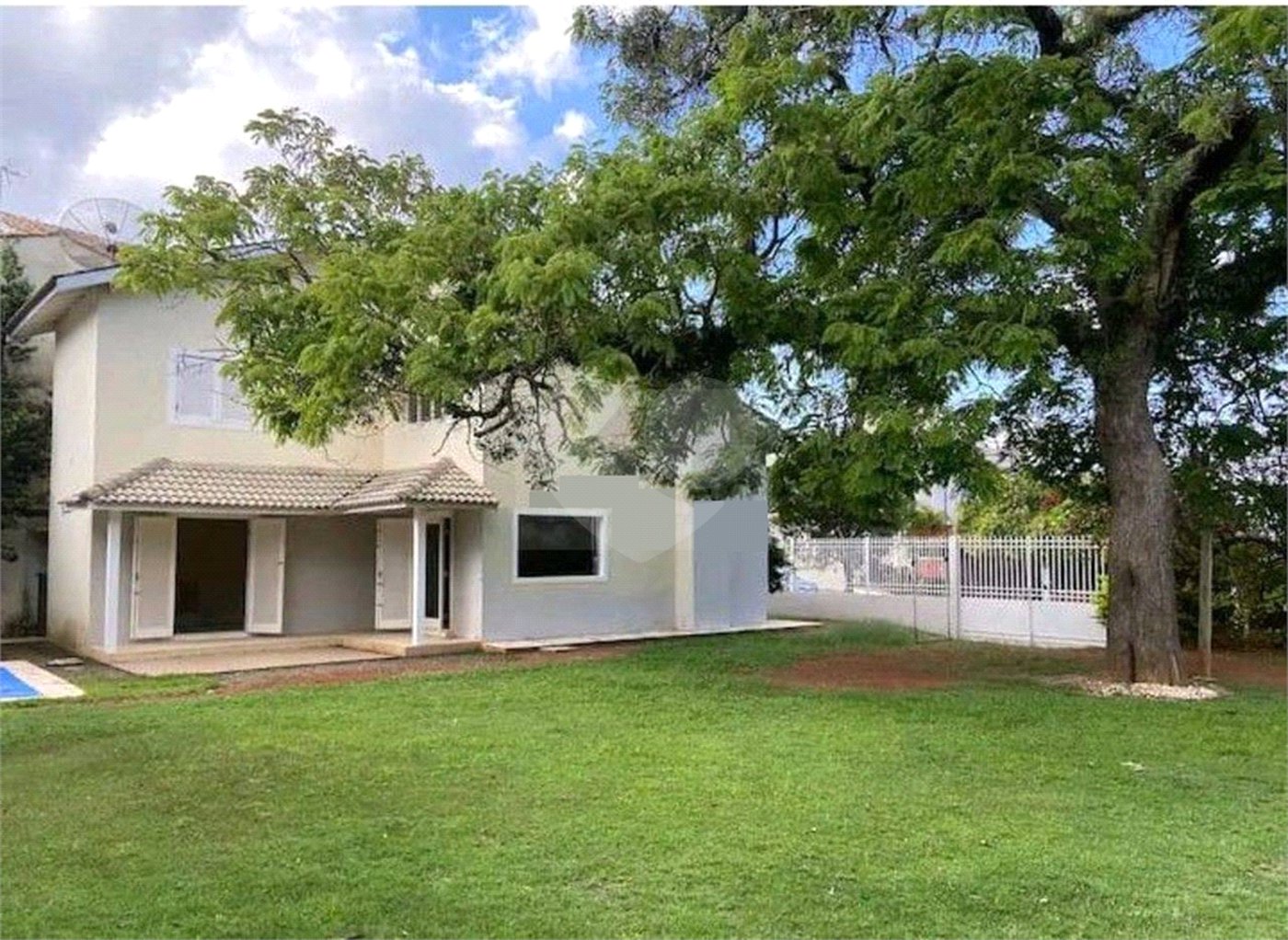 Sobrado à venda com 3 quartos, sendo 1 suíte, em Jardim Maristela, Atibaia, SP