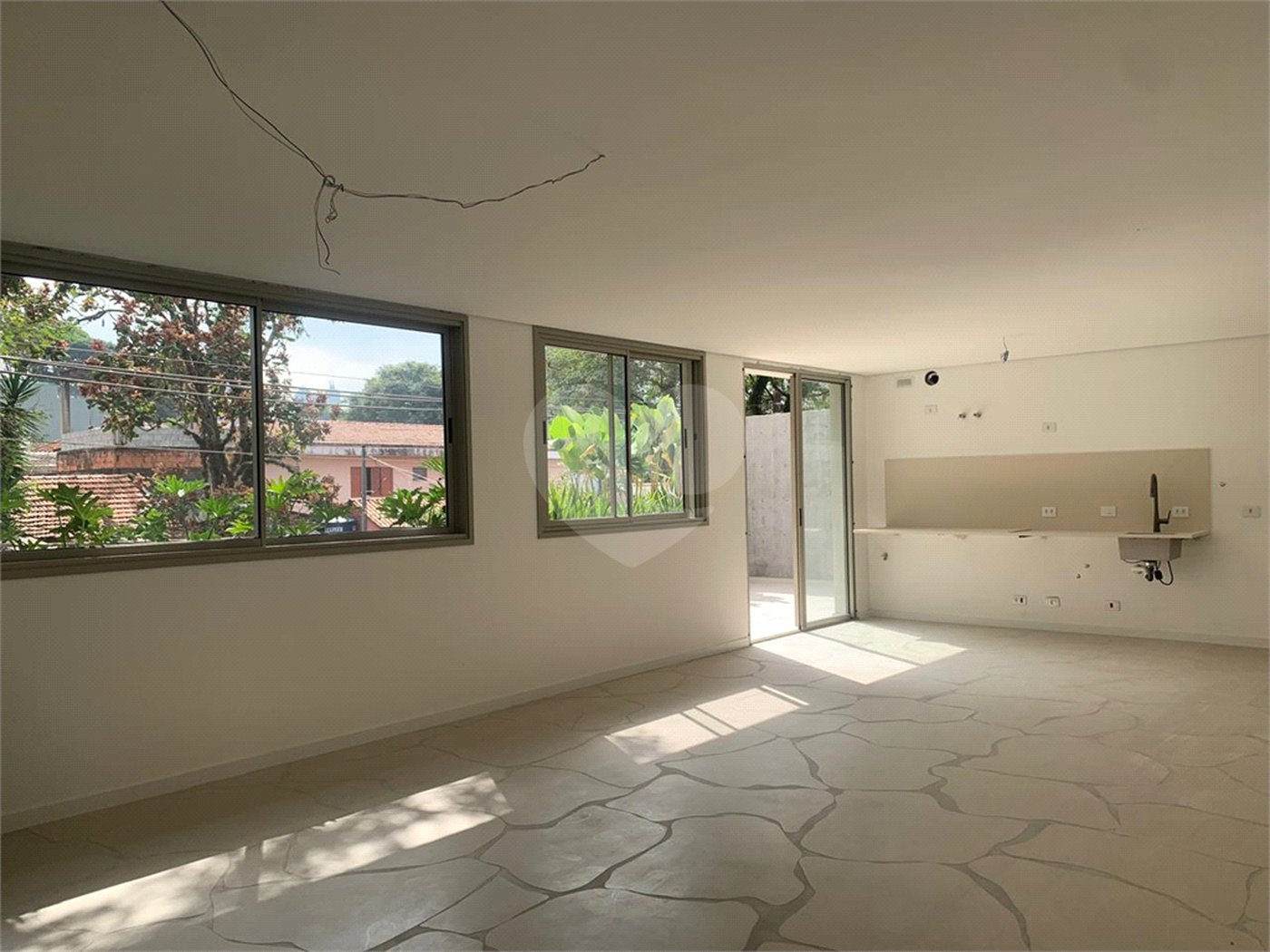 Apartamento à venda com 2 suítes em Vila Madalena, São Paulo, SP