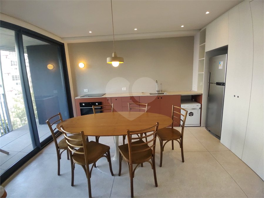 Apartamento à venda ou para alugar com 1 suíte em Jardim das Bandeiras, São Paulo, SP