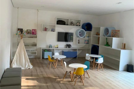 Cobertura à venda com 3 quartos, sendo 2 suítes,  em Mirandópolis, São Paulo, SP