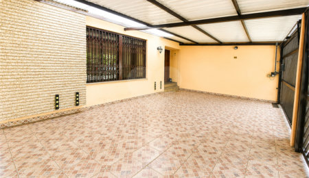 Casa à venda com 3 quartos, sendo 1 suíte, em Santo Amaro, São Paulo, SP