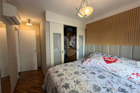 Apartamento à venda com 3 quartos, sendo 1 suíte,  em Vila Regente Feijó, São Paulo, SP