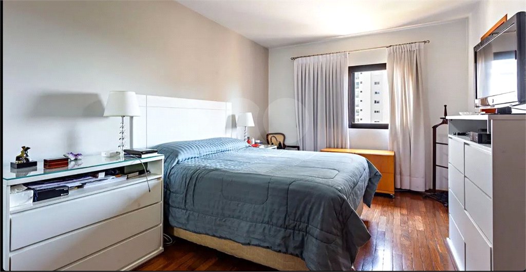 Apartamento à venda com 4 quartos, sendo 3 suítes, em Vila Sônia, São Paulo, SP