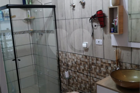 Apartamento à venda com 3 quartos, sendo 1 suíte,  no Centro, Mogi das Cruzes, SP