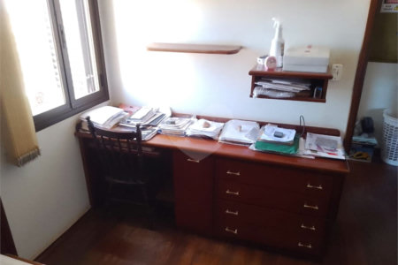 Apartamento à venda com 3 quartos, sendo 1 suíte, no Centro, Araraquara, SP