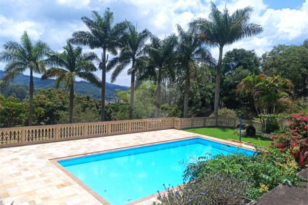 Sítio à venda com 13 quartos, sendo 4 suítes,  em Portão, Atibaia, SP