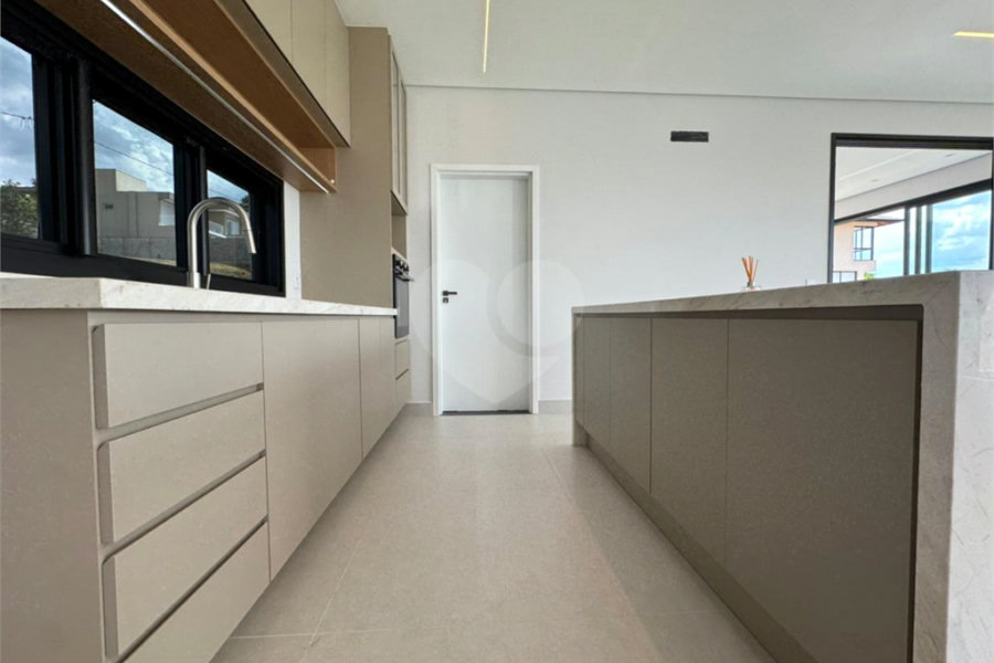 Casa à venda com 4 suítes no condomínio Reserva São Nicolau, Atibaia - SP