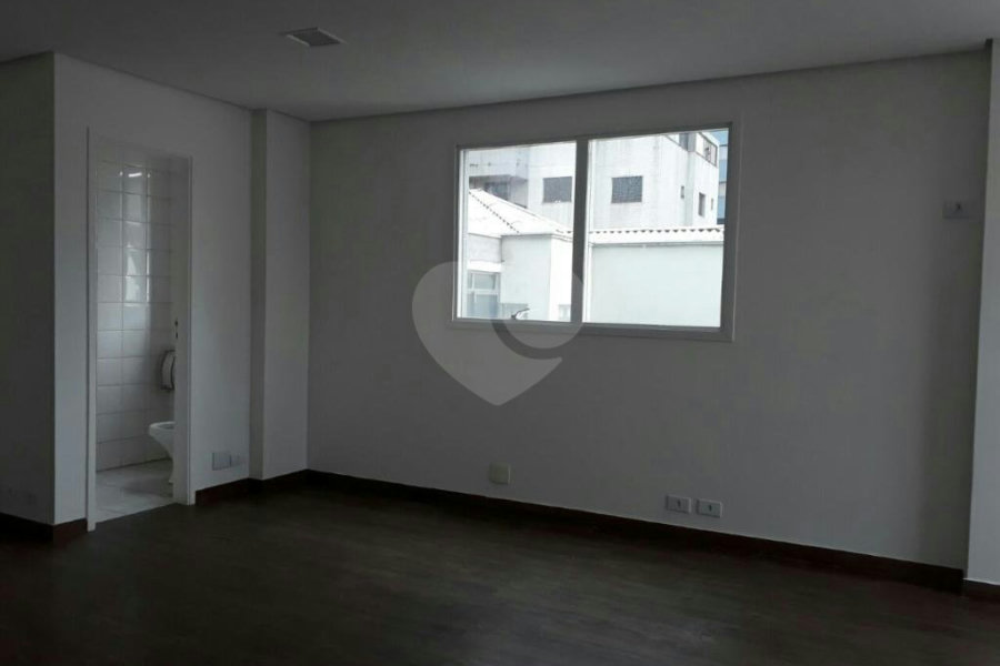Sala à venda em Água Fria, São Paulo, SP
