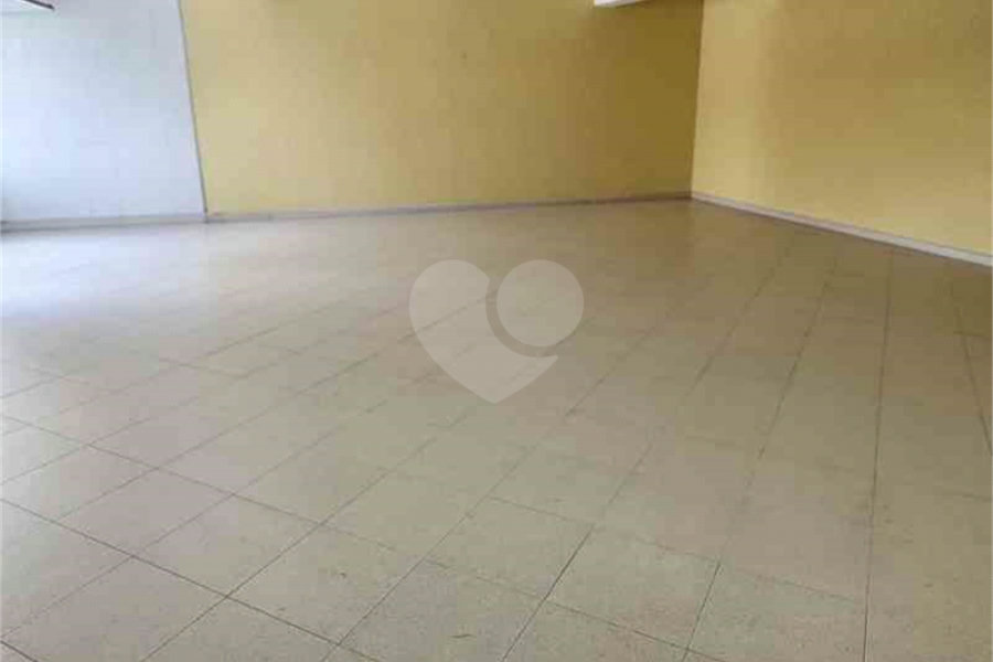 Casa à venda com 3 suítes no condomínio Quinta de Santo Antônio, São Paulo - SP