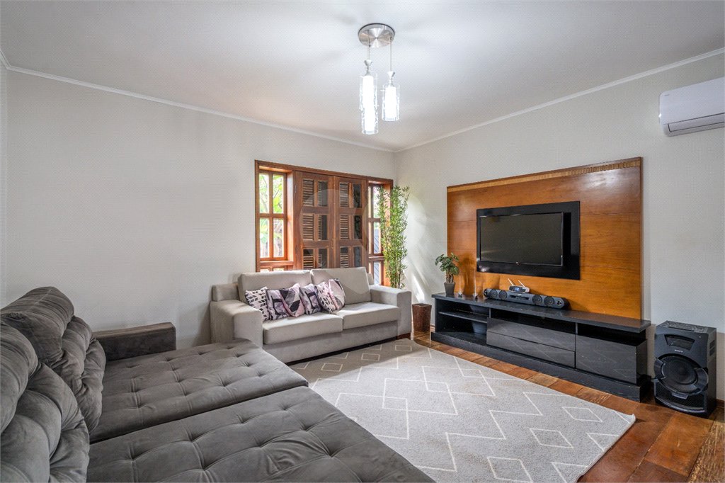 Casa à venda ou para alugar com 4 suítes no Centro, Três Lagoas, MS