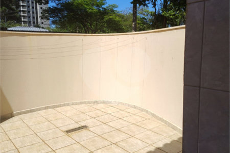 Excelente sobrado no Condomínio Parque Sabará