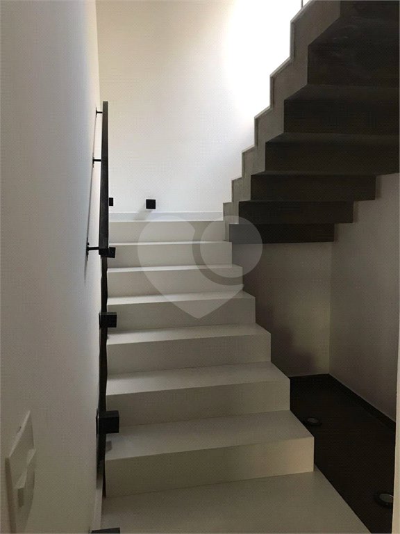 Casa à venda com 6 quartos, sendo 3 suítes, no condomínio Jardim Vila Paradiso, Indaiatuba - SP