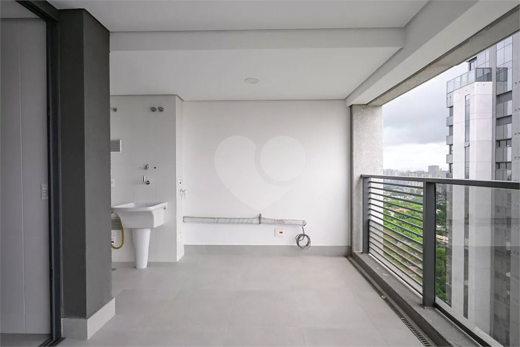 Apartamento à venda com 3 suítes,  em Jardim Fonte do Morumbi, São Paulo, SP