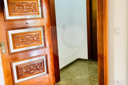 Apartamento à venda com 4 quartos, sendo 2 suítes, em Bosque da Saúde, São Paulo, SP