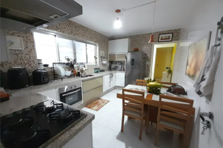 Sobrado à venda com 4 quartos, sendo 1 suíte, em Santana, São Paulo, SP