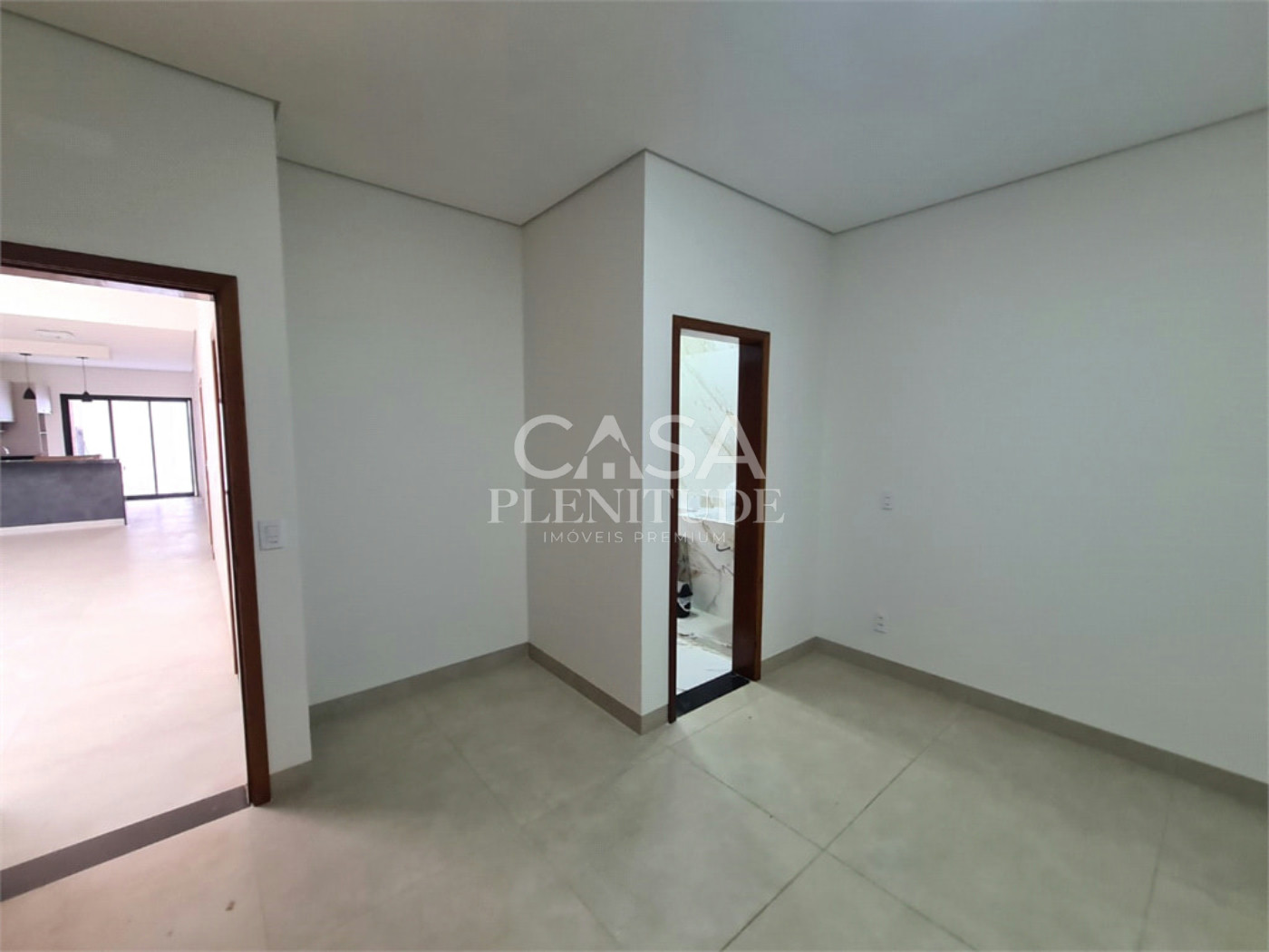 Casa em condomínio à venda com 5 quartos, sendo 3 suítes, em Wanel Ville, Sorocaba, SP