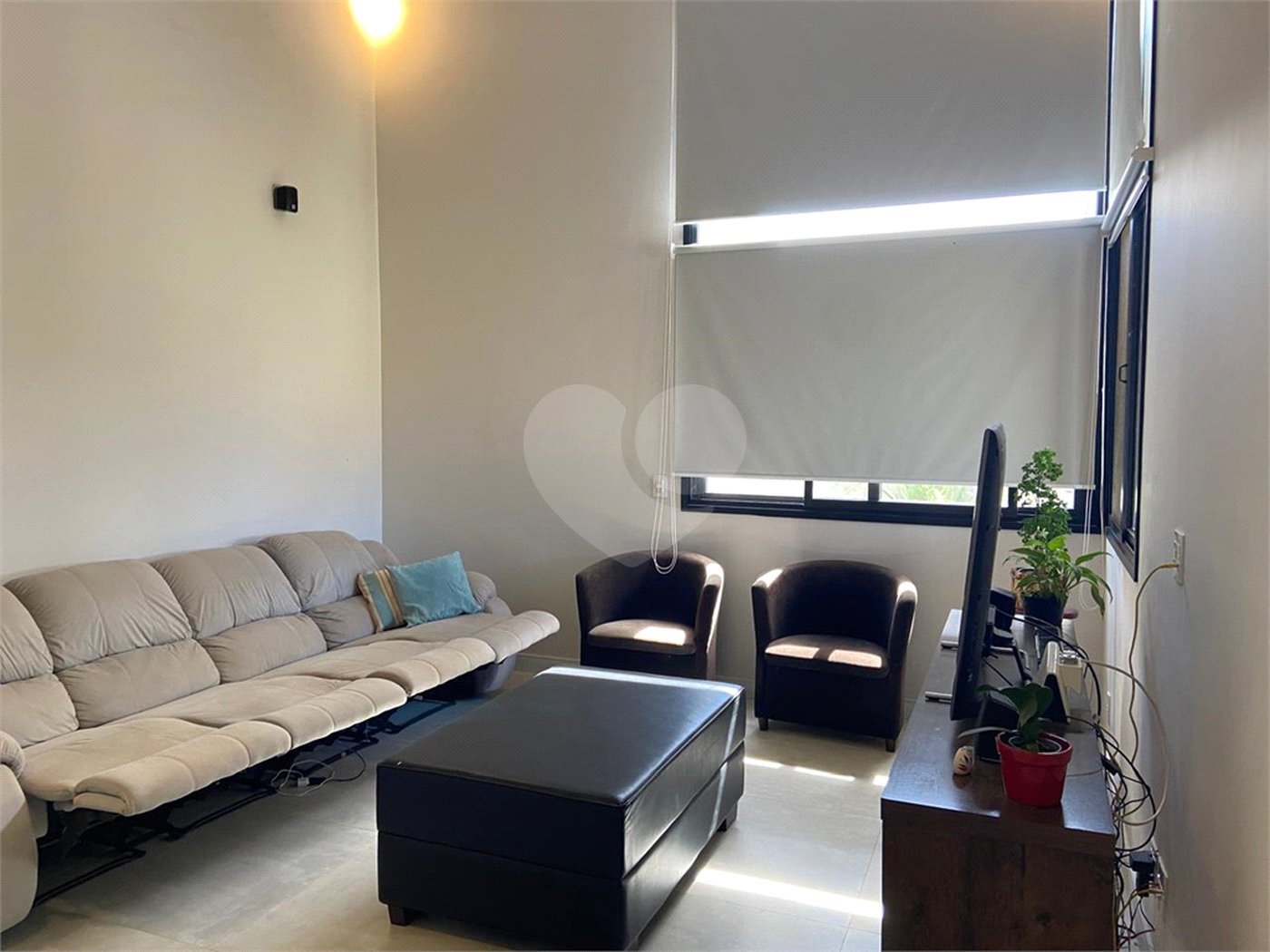 Casa à venda com 3 suítes no condomínio Terras de Santa Teresa, Itupeva - SP