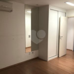 Apartamento à venda com 3 quartos, sendo 2 suítes,  em Paraíso do Morumbi, São Paulo, SP