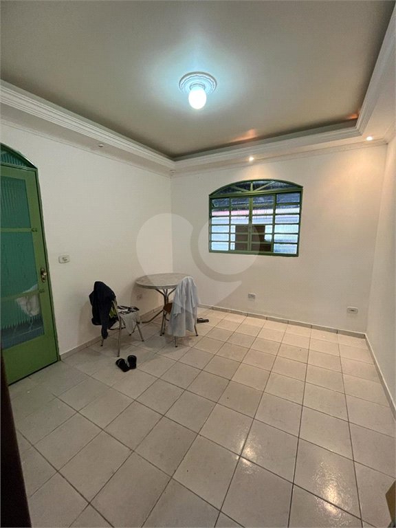 Casa à venda com 3 quartos, sendo 1 suíte, em Loteamento Residencial Vista Linda, São José dos Campos, SP
