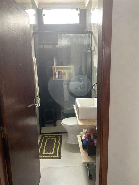 Sobrado à venda com 3 quartos, sendo 1 suíte, em Parada Inglesa, São Paulo, SP