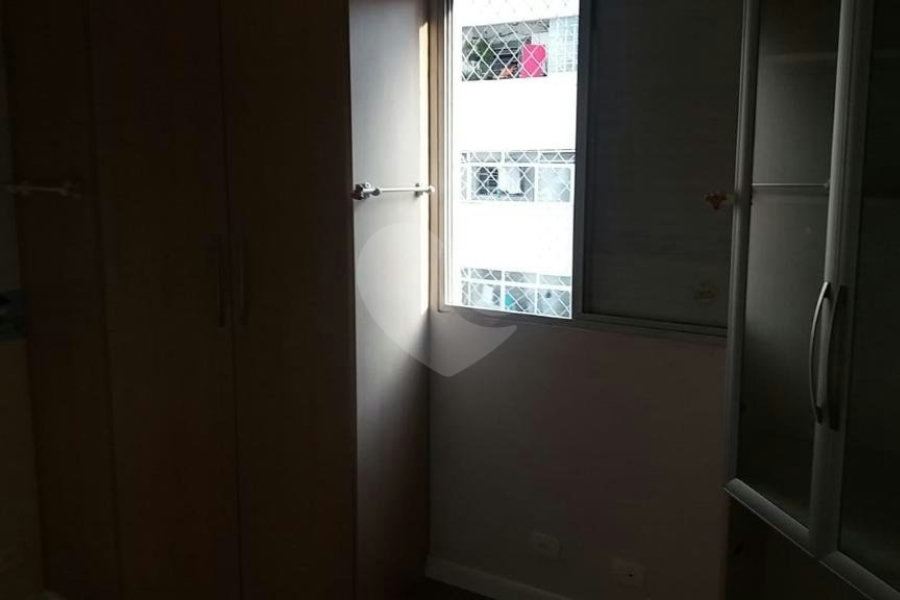 Apartamento à venda com 2 quartos em Aclimação, São Paulo, SP