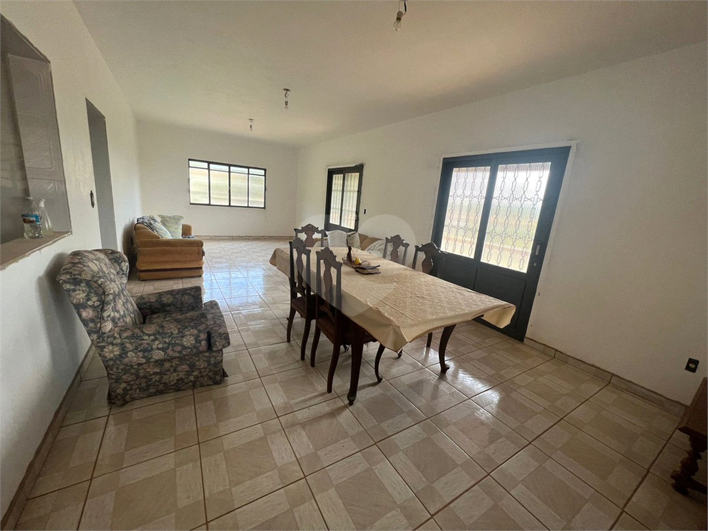 Chácara à venda com 3 quartos no Centro, Araçoiaba da Serra, SP