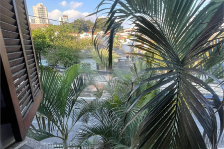 Sobrado à venda com 5 quartos, sendo 1 suíte,  em Vila Gustavo, São Paulo, SP