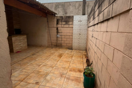 Casa para alugar com 2 quartos em São Carlos, Três Lagoas, MS