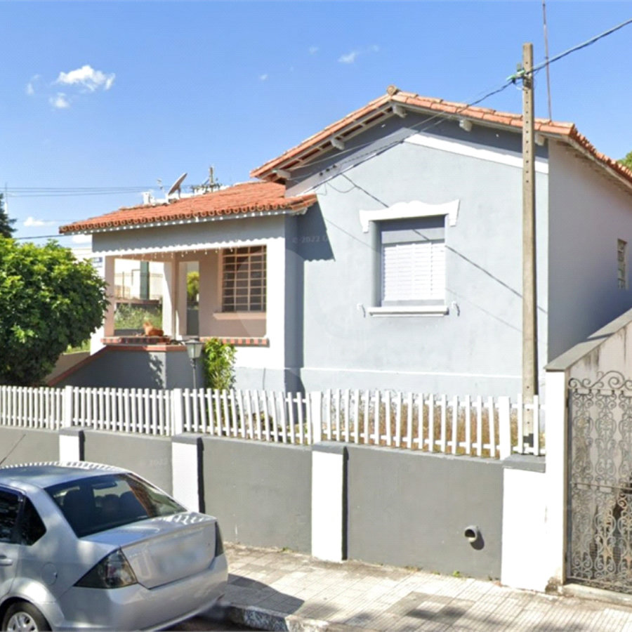 Casa à venda com 2 quartos no Centro, Vinhedo, SP