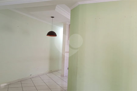 Casa Térrea à venda com 3 quartos, sendo 1 suíte, em Vila Nova, Salto, SP